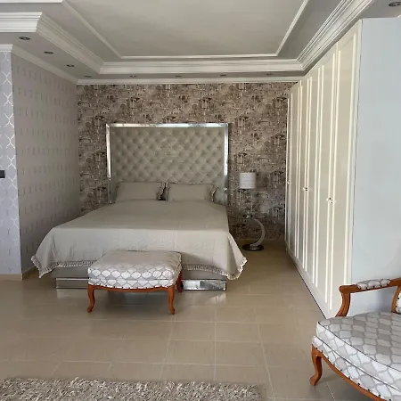 别墅 Luxury, 6 Bedroom, 3 Bathroom *