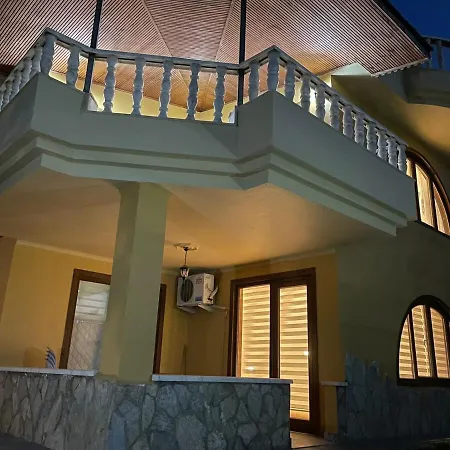 别墅 Luxury, 6 Bedroom, 3 Bathroom *